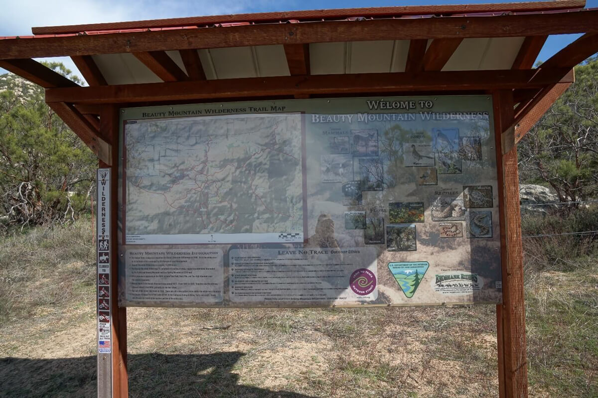 wilderness kiosk sign just outside of wilderness area